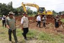 Lahan Relokasi Korban Gempa Cianjur Berada Dekat TPA, Bupati Bilang Begini - JPNN.com