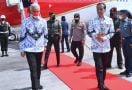 Jokowi ke Jawa Tengah, Bajunya Kompakan dengan Ganjar Pranowo - JPNN.com