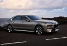 Siap-Siap, BMW Bakal Boyong Mobil Listrik Paling Mewah ke Indonesia - JPNN.com