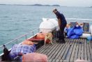 Bea Cukai Tangkap Kapal Pembawa Barang Ilegal di Perairan Batam - JPNN.com