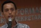 Al Araf Singgung Tanggung Jawab Menhan soal Penanganan Korupsi di Basarnas - JPNN.com