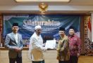 LPH PT Surveyor Indonesia Serahkan Ketetapan Halal MUI - JPNN.com