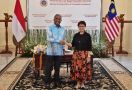 Menlu Retno Ingatkan Malaysia soal Kontribusi Besar PMI - JPNN.com