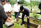 Tradisi Akhir Tahun, DPP PDIP Ziarah ke Makam Fatmawati dan Memperingati Harlah Taufiq Kiemas - JPNN.com