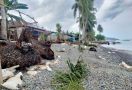 Abrasi Pantai di Gorontalo Utara Mengancam Permukiman Masyarakat - JPNN.com