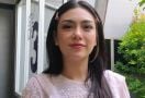 Celine Evangelista Jawab Kabar Kedekatan dengan Stevan Pasaribu, Mohon Doanya - JPNN.com