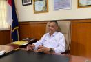 Satpol PP Pasang Plang Kepemilikan Lahan di Gili Trawangan, Yusron Beri Penjelasan - JPNN.com