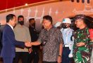 Tiba di Sulut Malam Hari, Jokowi Disambut Orang Penting di PDIP, Siapa Dia? - JPNN.com