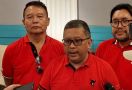 Surya Paloh Kasih Kode kepada Megawati, Hasto Malah Singgung Capres Pandai Bersolek - JPNN.com