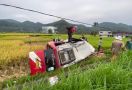 Minibus Terguling di Jalan Bukittinggi-Payakumbuh, 1 Orang Tewas - JPNN.com