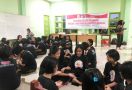 Ganjar Milenial Center Kalbar Latih Anak Muda Untuk Mengolah Sampah - JPNN.com