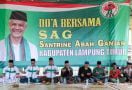 Santrine Abah Ganjar Tingkatkan Kenyamanan Ibadah Jemaah di 7 Dusun Lampung - JPNN.com