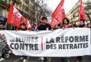 Reformasi Pensiun Bikin Warga Prancis Murka, 2,5 Juta Orang Turun ke Jalan - JPNN.com