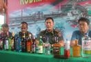 Ratusan Botol Miras Tanpa Dokumen Disita Kodim 0907/Tarakan - JPNN.com