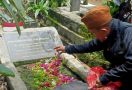 Ada Benda yang Hilang di Makam Pahlawan Tan Malaka, Gempar - JPNN.com