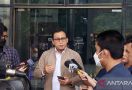 Usut Kasus Lukas Enembe, KPK Menggeledah Rumah di Depok, Ini yang Ditemukan - JPNN.com