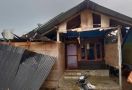 Angin Puting Beliung Merusak Belasan Rumah di Aceh Timur - JPNN.com