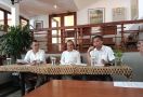 Kuasa Hukum: Plt Bupati Mimika Korban Kesewenang-wenangan Kejaksaan - JPNN.com