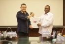 HT Lantik Otopianus P Tebai Sebagai Ketua DPW Perindo Papua Tengah - JPNN.com