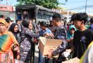 TNI AL Fasilitasi Bantuan Sosial Kepada Korban Kebakaran Depot Pertamina Plumpang - JPNN.com