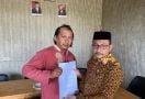 Terima Surat Terbuka dari Nasabah AJB Bumiputera, Senator Aceh Sudirman Lakukan Ini - JPNN.com