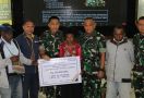 ASABRI Menyerahkan Santunan kepada Prajurit TNI yang Gugur di Yahukimo Papua - JPNN.com