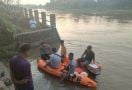 Bocah Tenggelam di Sungai Kampar Ditemukan Sudah Meninggal Dunia - JPNN.com