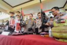 2 Pemuda Banyuwangi Punya Senjata Api Laras Panjang - JPNN.com