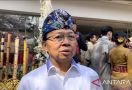 Wayan Koster Copot Jabatan Oknum Kabid Kesbangpol Bali yang Pukul Pegawai Kontrak - JPNN.com