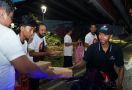 Relawan Puan Surabaya Menjaga Solidaritas dengan Sahur Keliling hingga Bakti Sosial - JPNN.com