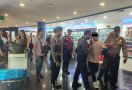 Mabuk, Bule Australia Bikin Ulah di Bandara Ngurah Rai Bali - JPNN.com