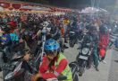 Pelabuhan Ciwandan mulai Dibanjiri Pemudik Sepeda Motor - JPNN.com