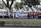 Ratusan Perawat Gelar Demo di Kemenkopolhukam, Minta RUU Kesehatan Dicabut - JPNN.com
