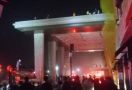 TSM Makassar Terbakar, Pengelola Diduga Tidak Memasang Apar - JPNN.com