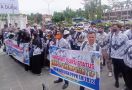 Guru Honorer Riau Turun ke Jalan Pertanyakan Penerimaan PPPK - JPNN.com
