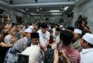 Ratusan Nyai dan Ning Sambut Meriah Kedatangan Ganjar di Surabaya - JPNN.com