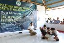 Santri di Padang Dapat Pelatihan Tanggap Bencana dari Sukarelawan Ganjar - JPNN.com