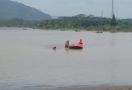 2 Bocah Tenggelam di Sungai Cimandiri, Tim SAR Bergerak - JPNN.com