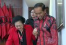 Ehem.. Rakernas III PDIP Diwarnai Momen Jokowi Gandeng Tangan Megawati - JPNN.com
