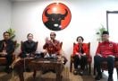Jumpa Pers Bersama Megawati, Jokowi Sebut Ganjar Punya Nyali dan Berani - JPNN.com