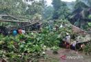 Gempa Sukabumi Merusak Sejumlah Rumah-Jalan Tertutup Longsor di Cianjur - JPNN.com