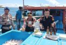 Tangkap Kapal Pengebom Ikan, Tim Gabungan Keluarkan Tembakan Peringatan - JPNN.com