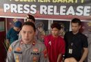 Remaja di Palembang Ini Tusuk Ibu Kandung, Pemicunya, Ya Tuhan - JPNN.com