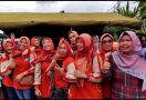 Prabowo Bagi-Bagi Motor untuk Babinsa, Ada Teriakan 'Presiden' dari Mak-mak - JPNN.com