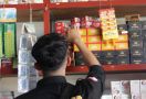 Gelar Operasi di Pidie, Bea Cukai Banda Aceh Amankan Rokok Ilegal Sebanyak Ini - JPNN.com