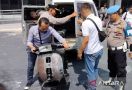 Minibus Berisi Motor Vespa Milik Warga Bogor Dicuri, Ditemukan di Sebuah Bengkel Cianjur - JPNN.com