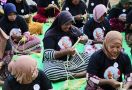 Milenial Ganjar Menggelar Perlombaan Menganyam Ketupat di Ketapang - JPNN.com
