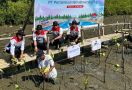 Peringati Hari Maritim Nasional ke-59 Tahun, PIS Tanam 1.500 Mangrove di Batam - JPNN.com