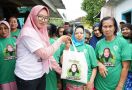Relawan Asandra Berbagi Sembako di Sejumlah Lokasi di Kabupaten Malang - JPNN.com