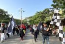Terus Bergerak, Ganjaran Buruh Berjuang Ajak Ratusan Warga Rusun Marunda Jalan Sehat - JPNN.com